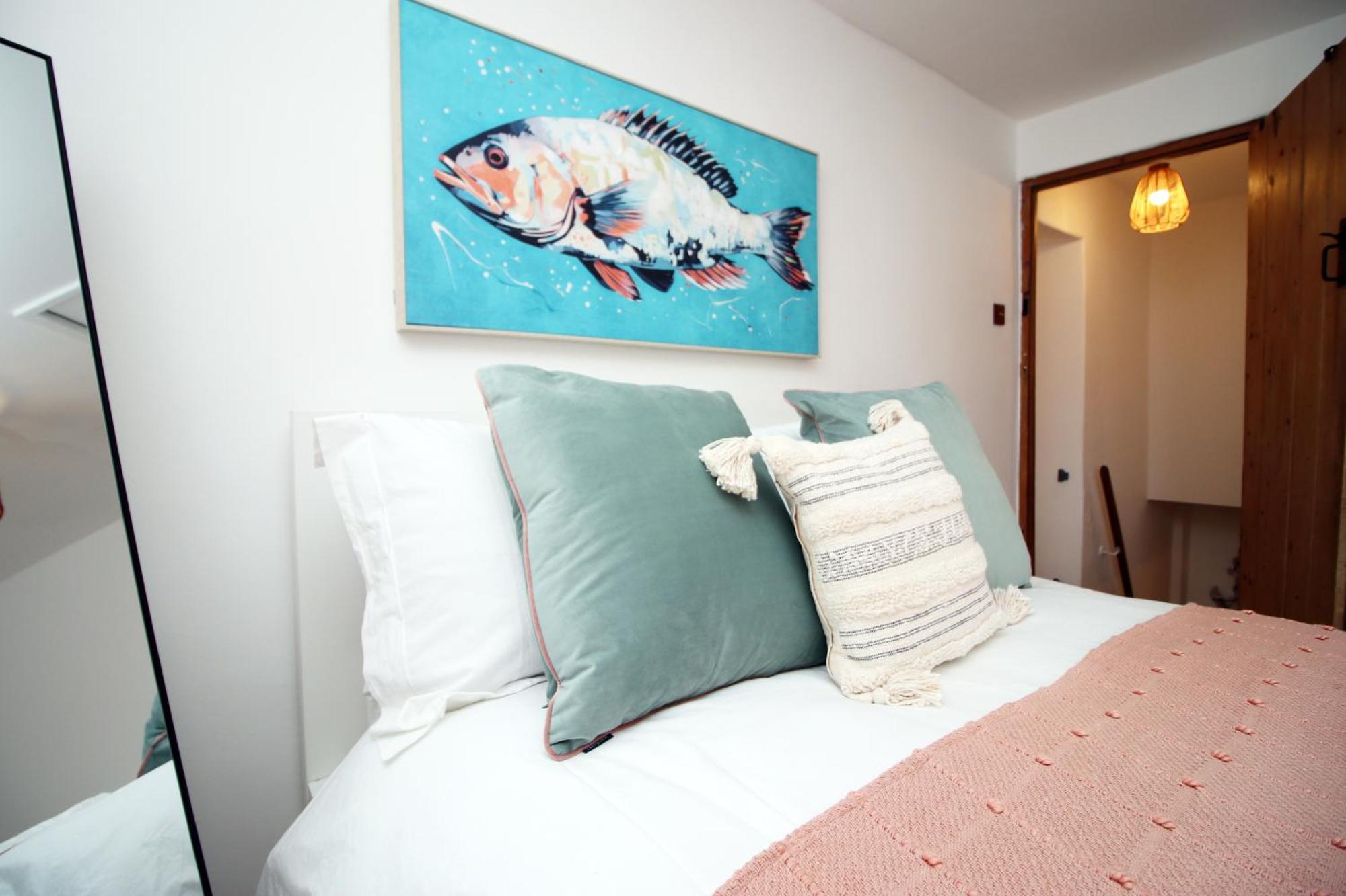 Little Gem In The Mumbles! Fishermans Cottage With Log Burner, Dog Friendly And Welcome Breakfast Hamper! Eksteriør billede